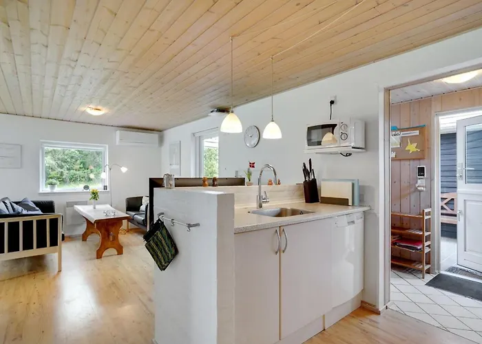 Hildulf - 2km From The Sea By Interhome